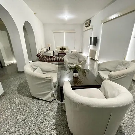 Apartment Platform 357 Gravias Spacious *
